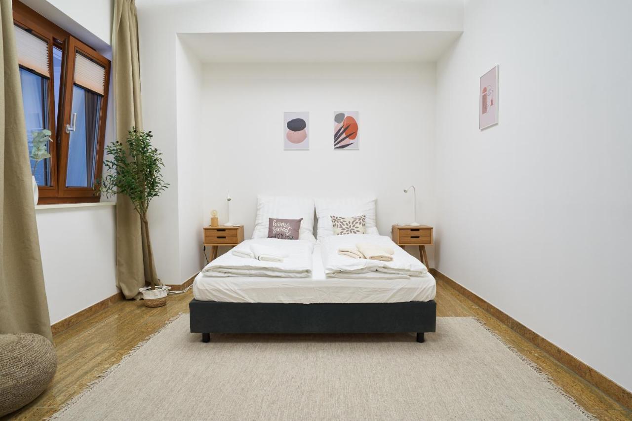 Global Living - Design I Center I Balcony I Smart-tv I Kitchen I Appartamento *