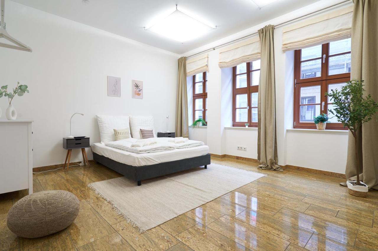Global Living - Design I Center I Balcony I Smart-tv I Kitchen I Dresda